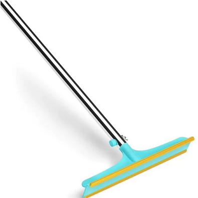 UPROOT CARPET RAKE